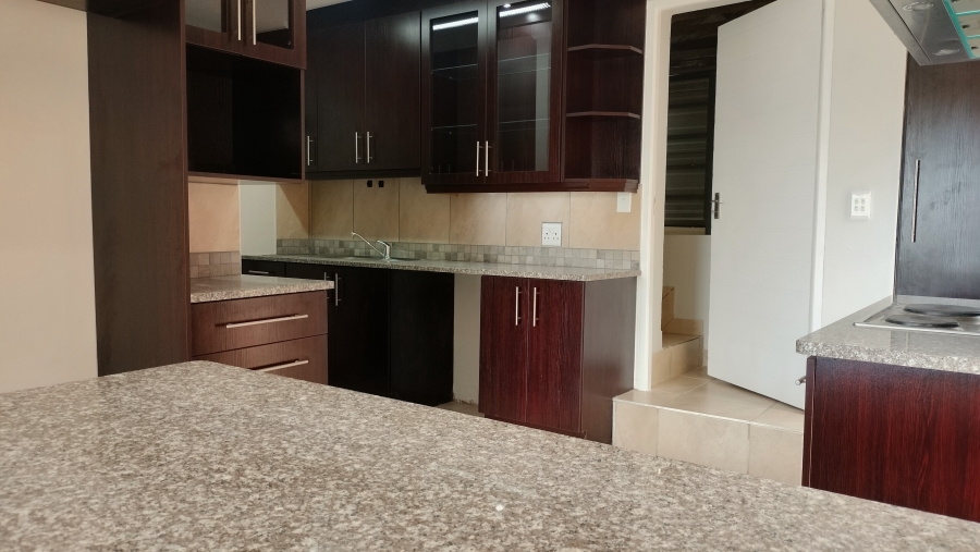 3 Bedroom Property for Sale in Fraaiuitsig Western Cape